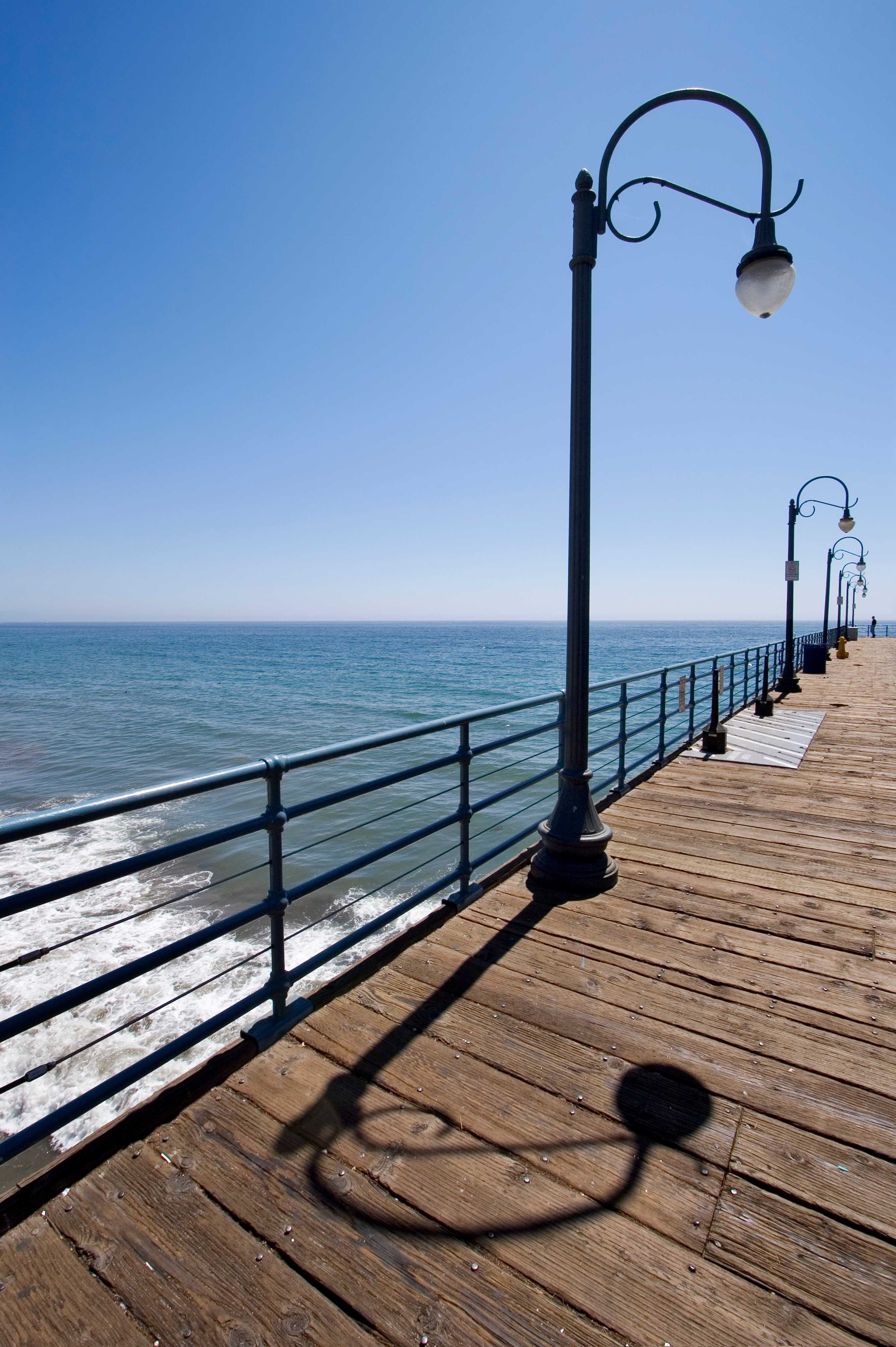 lamp_post_on_Pier